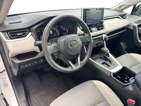 Used 2022 Toyota RAV4 Limited w/ Limited Grade Weather Package FWD image 23