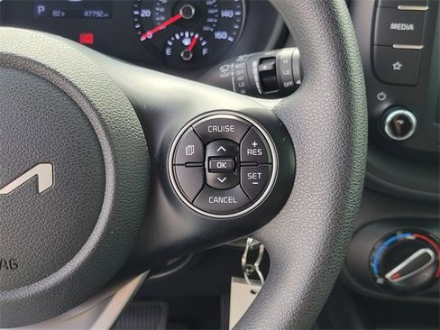 Certified 2022 Kia Soul LX w/ Technology Package image 20