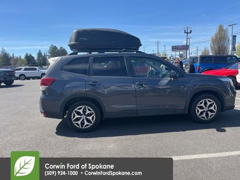 Used 2020 Subaru Forester Premium w/ Popular Package #1 AWD/4WD image 11