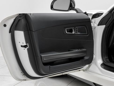 Used 2018 Mercedes-Benz AMG GT R image 42