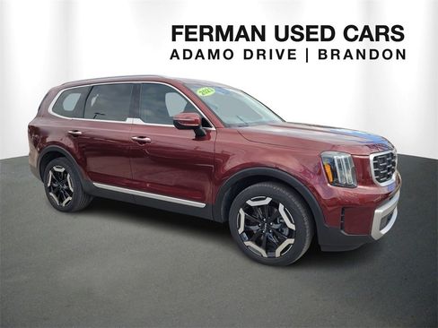 Used 2023 Kia Telluride S w/ S Sunroof Package image 1