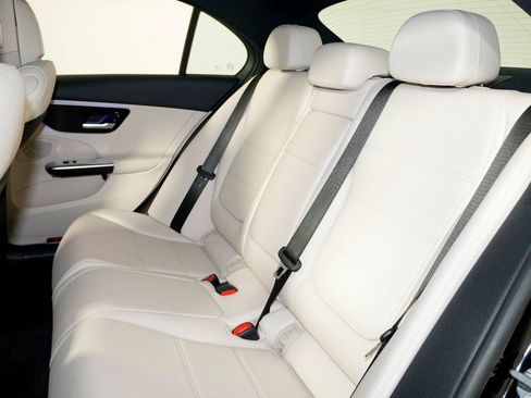 Certified 2024 Mercedes-Benz C 300 4MATIC Sedan image 27