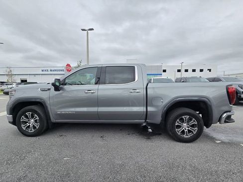 Used 2025 GMC Sierra 1500 SLT image 4