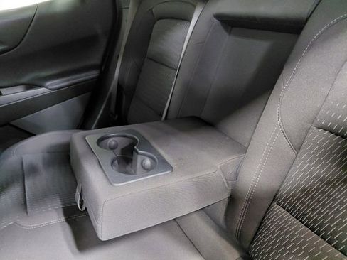 Used 2025 Chevrolet Equinox LT image 38