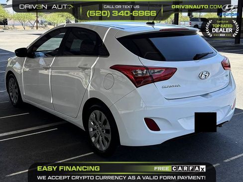 Used 2017 Hyundai Elantra GT FWD image 5