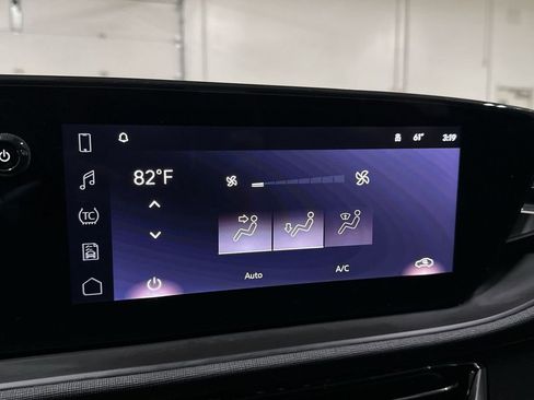 Used 2024 Buick Envista Sport Touring w/ Convenience I Package image 16