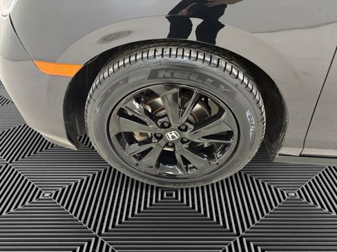 Used 2023 Honda Odyssey Sport image 9