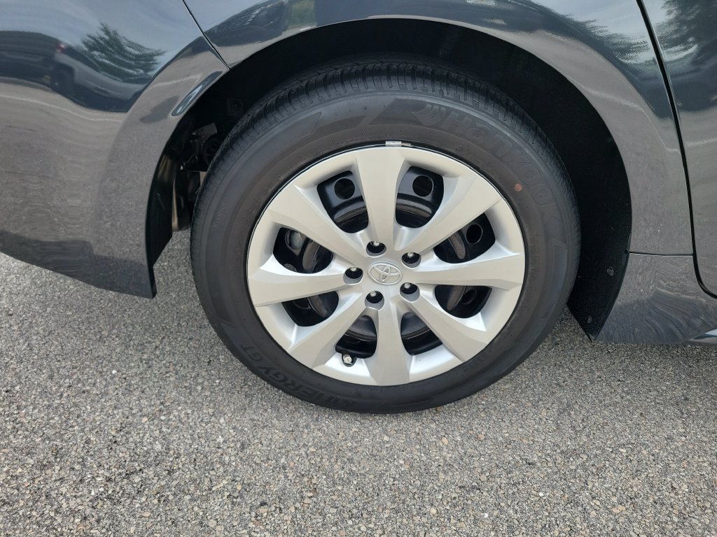 Certified 2023 Toyota Corolla LE FWD image 30