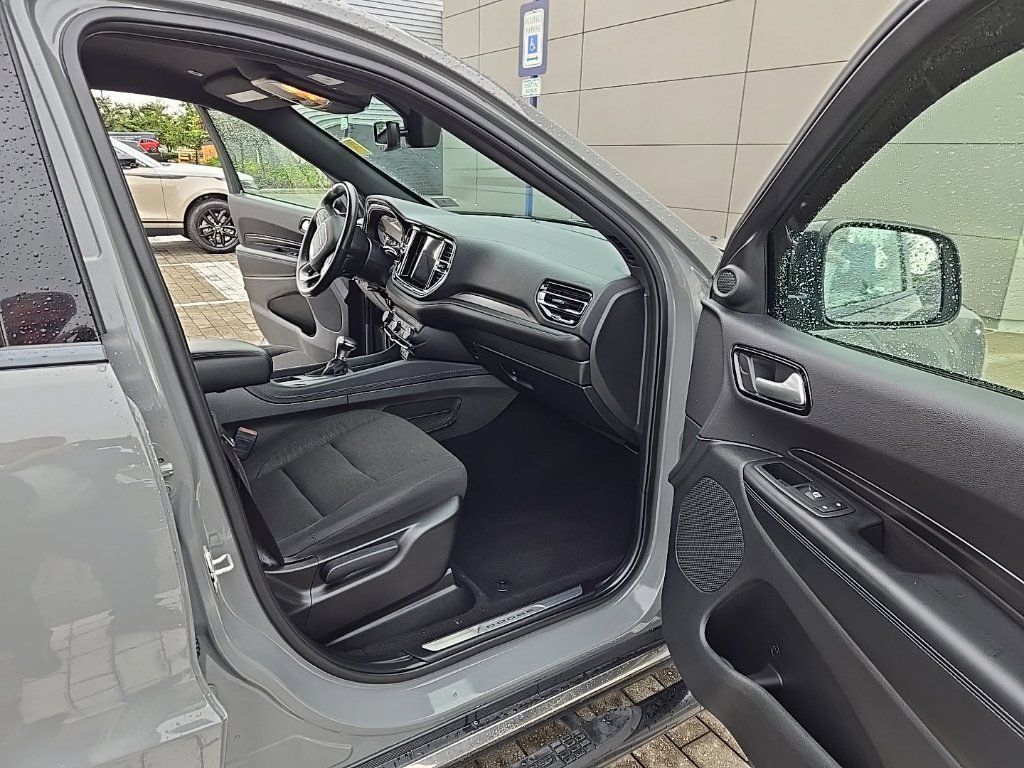 Used 2024 Dodge Durango SXT w/ Trailer Tow Group IV AWD/4WD image 20
