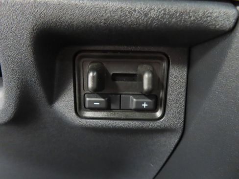 Used 2025 Ford Expedition Max Active image 63