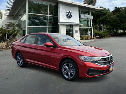 Used 2024 Volkswagen Jetta SE w/ Panoramic Sunroof Package