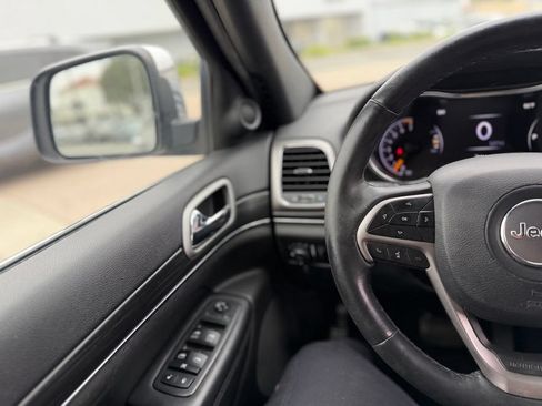 Used 2019 Jeep Grand Cherokee Limited w/ Luxury Group II RWD image 7