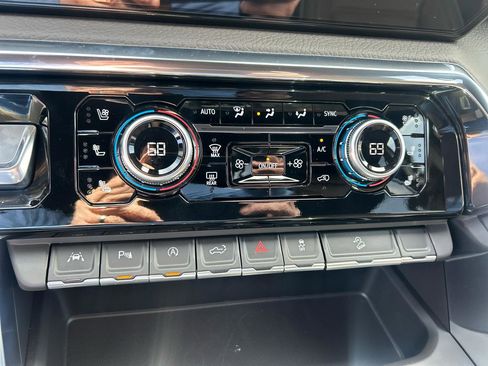 Used 2026 GMC Sierra 1500 Denali w/ Denali Reserve Package image 22