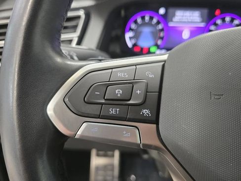 Used 2024 Volkswagen Atlas Cross Sport SEL R-Line AWD/4WD image 29
