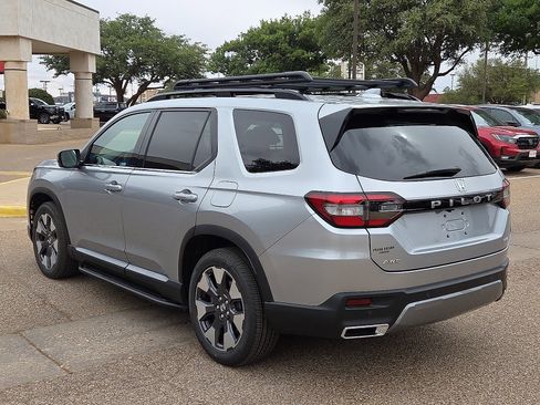 New 2026 Honda Pilot Elite image 3