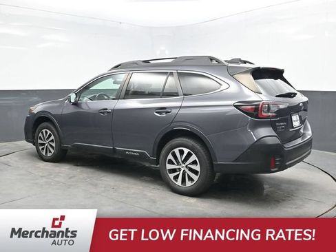 Used 2022 Subaru Outback Premium AWD/4WD image 4