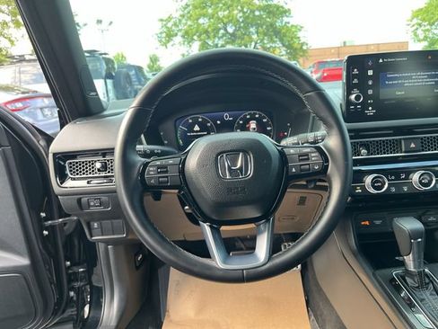 Used 2025 Honda Civic Sport Touring image 13