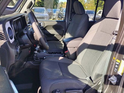 New 2026 Jeep Wrangler Unlimited Sport AWD/4WD image 23