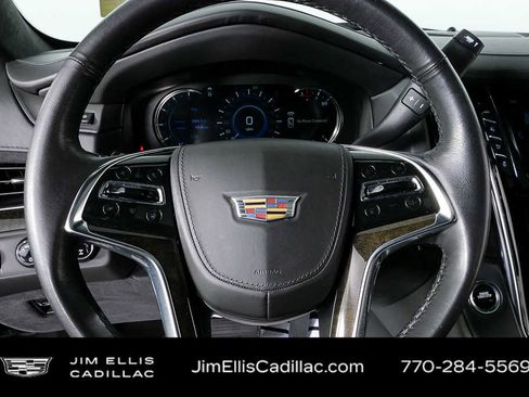 Used 2020 Cadillac Escalade ESV Platinum image 9