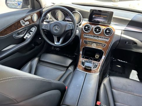 Used 2015 Mercedes-Benz C 300 4MATIC Sedan image 12