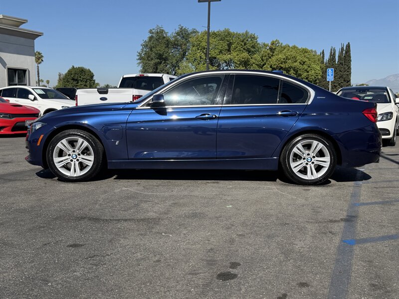 Used 2017 BMW 330e RWD image 2