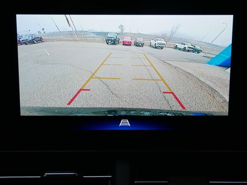 Certified 2025 Chevrolet Trax LT w/ LT Convenience Package image 17