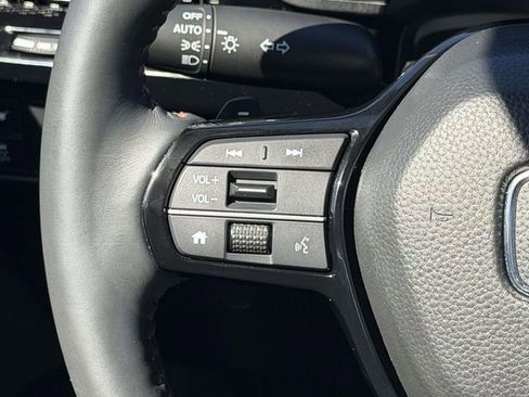 Certified 2023 Honda CR-V Sport Touring image 18