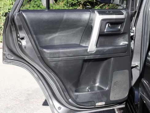 Used 2022 Toyota 4Runner SR5 image 33