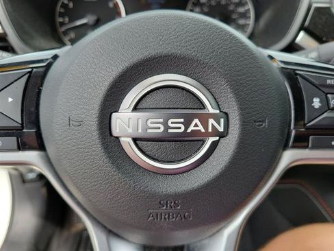 Used 2023 Nissan Altima 2.0 SR FWD image 17