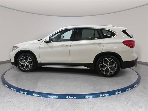 Used 2018 BMW X1 xDrive28i image 9