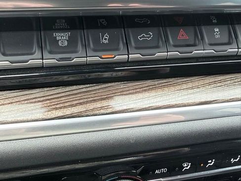 Certified 2025 Chevrolet Silverado 2500 LT w/ Convenience Package image 43