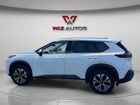 Used 2021 Nissan Rogue SV w/ Premium Package AWD/4WD image 2
