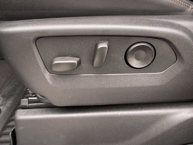 Used 2025 GMC Sierra 1500 AT4 AWD/4WD image 12