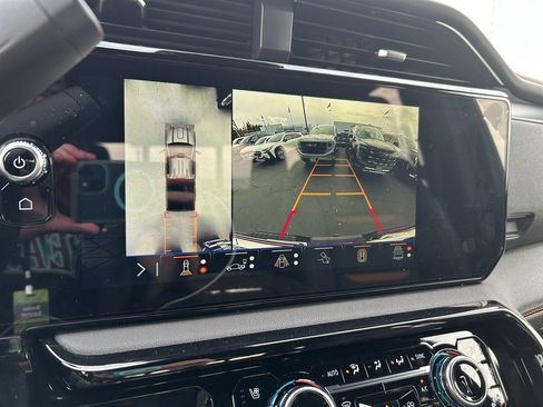 New 2025 GMC Sierra 2500 AT4 w/ AT4 Premium Plus Package image 19