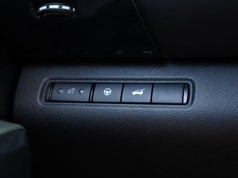 Certified 2025 Nissan Pathfinder SV w/ SV Premium Package AWD/4WD image 22