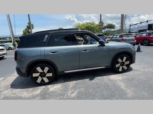 Certified 2025 MINI Cooper Countryman S w/ Comfort Package Max image 29