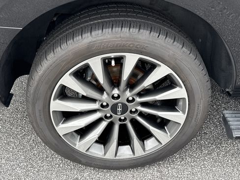 Used 2019 Lincoln Navigator Select w/ Cargo Package RWD image 21