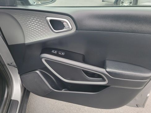 Used 2022 Kia Soul LX w/ Technology Package FWD image 26