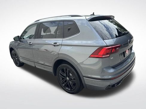 Used 2022 Volkswagen Tiguan SE R-Line AWD/4WD image 11