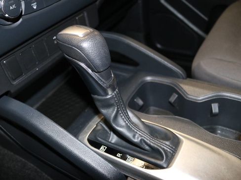 Used 2022 Nissan Frontier S image 45