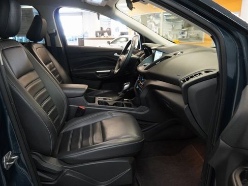 Used 2019 Ford Escape SEL image 33