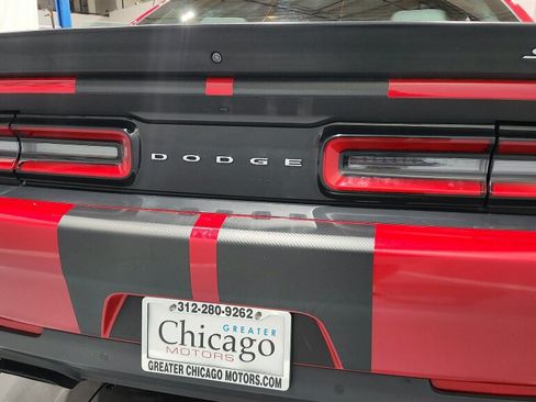 Used 2016 Dodge Challenger SRT Hellcat RWD image 30