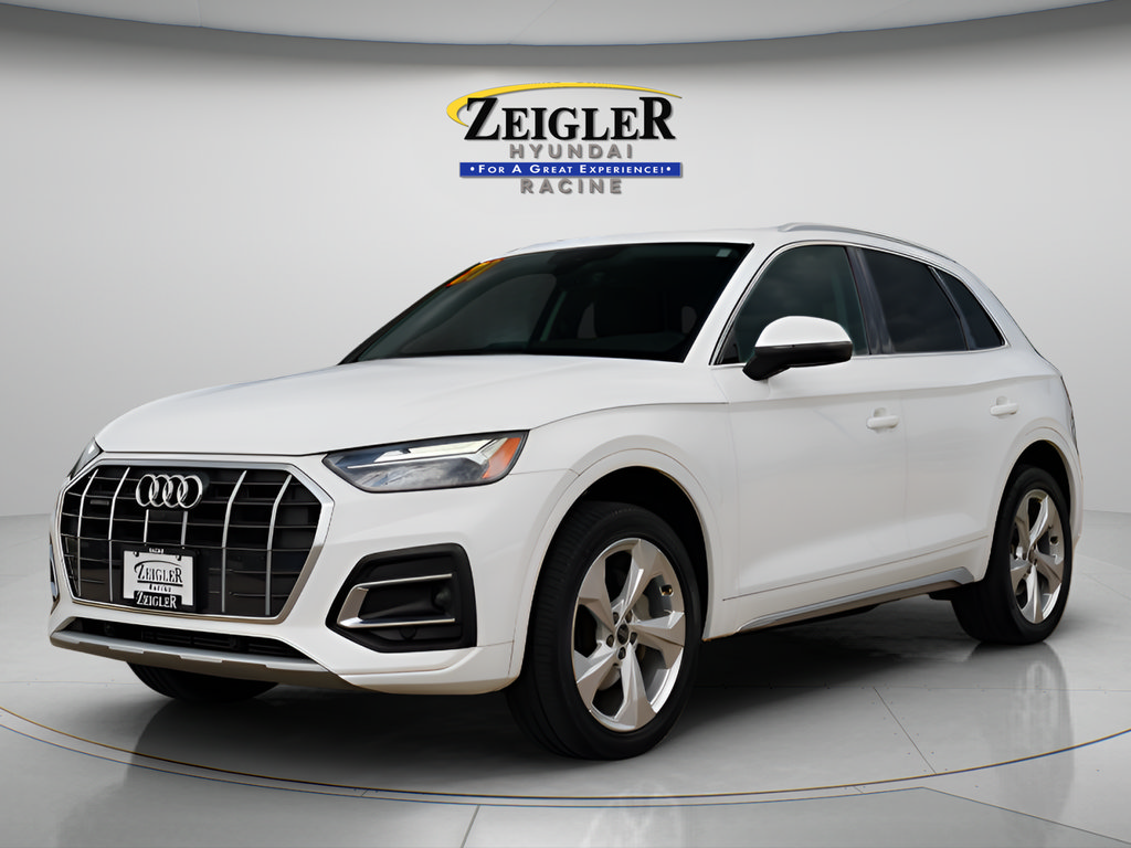 Used 2021 Audi Q5 2.0T Premium Plus w/ Premium Plus Package AWD/4WD image 3