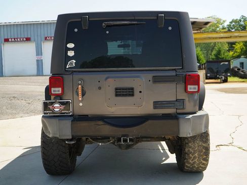 Used 2014 Jeep Wrangler Unlimited Sport AWD/4WD image 18