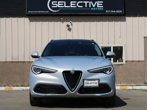 Used 2020 Alfa Romeo Stelvio Ti w/ Active Blind Spot Package image 2