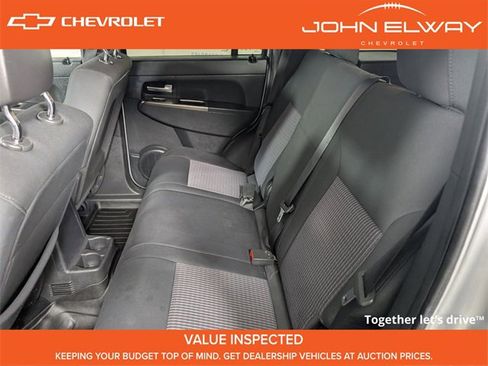 Used 2011 Jeep Liberty Renegade image 12