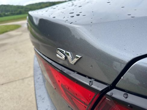 Used 2024 Nissan Sentra SV FWD image 8