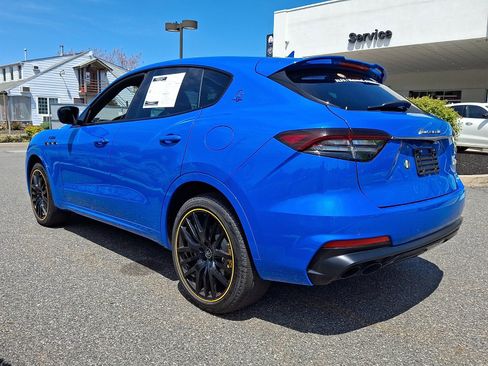 Used 2022 Maserati Levante F Tributo AWD/4WD image 7