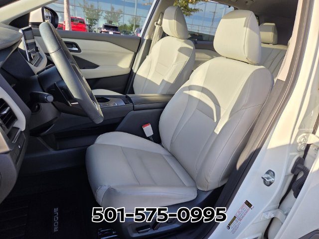 Used 2023 Nissan Rogue SV w/ SV Premium B Package FWD image 8