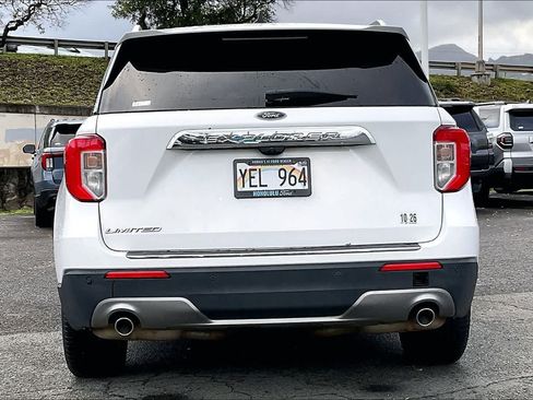 Used 2022 Ford Explorer Limited w/ Equipment Group 301A RWD image 5